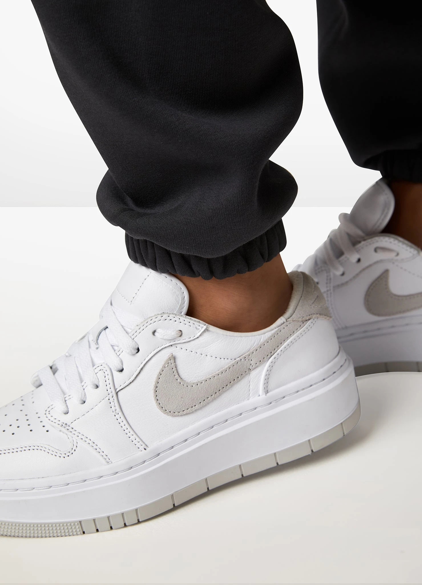 Gym King Established Relaxed Jogger - Dark Pewter/White - Image 14