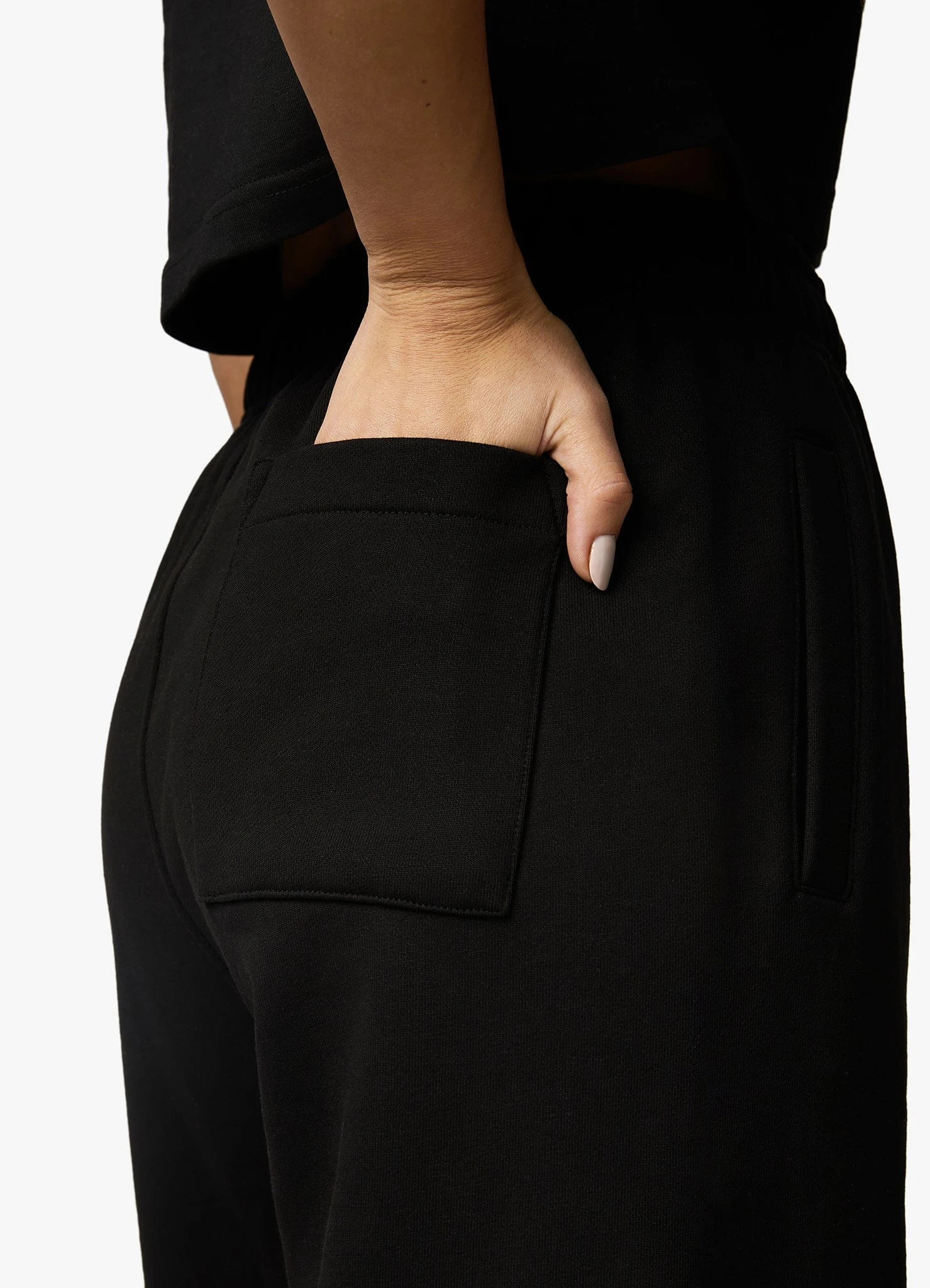 Gym King Established Relaxed Tracksuit - Black/White - Image 9