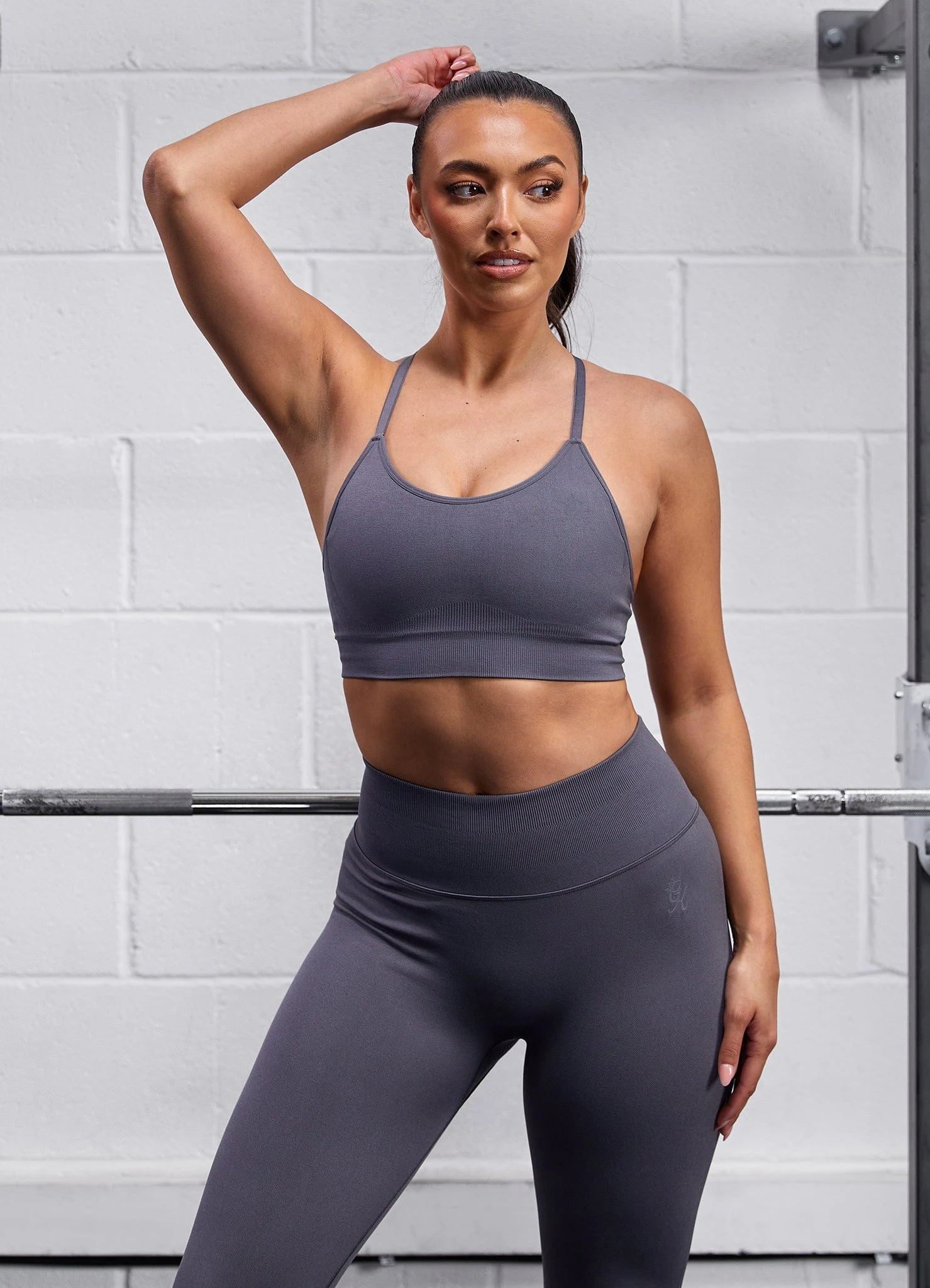Gym King Sculpt Seamless Bra - Space Grey - Image 17