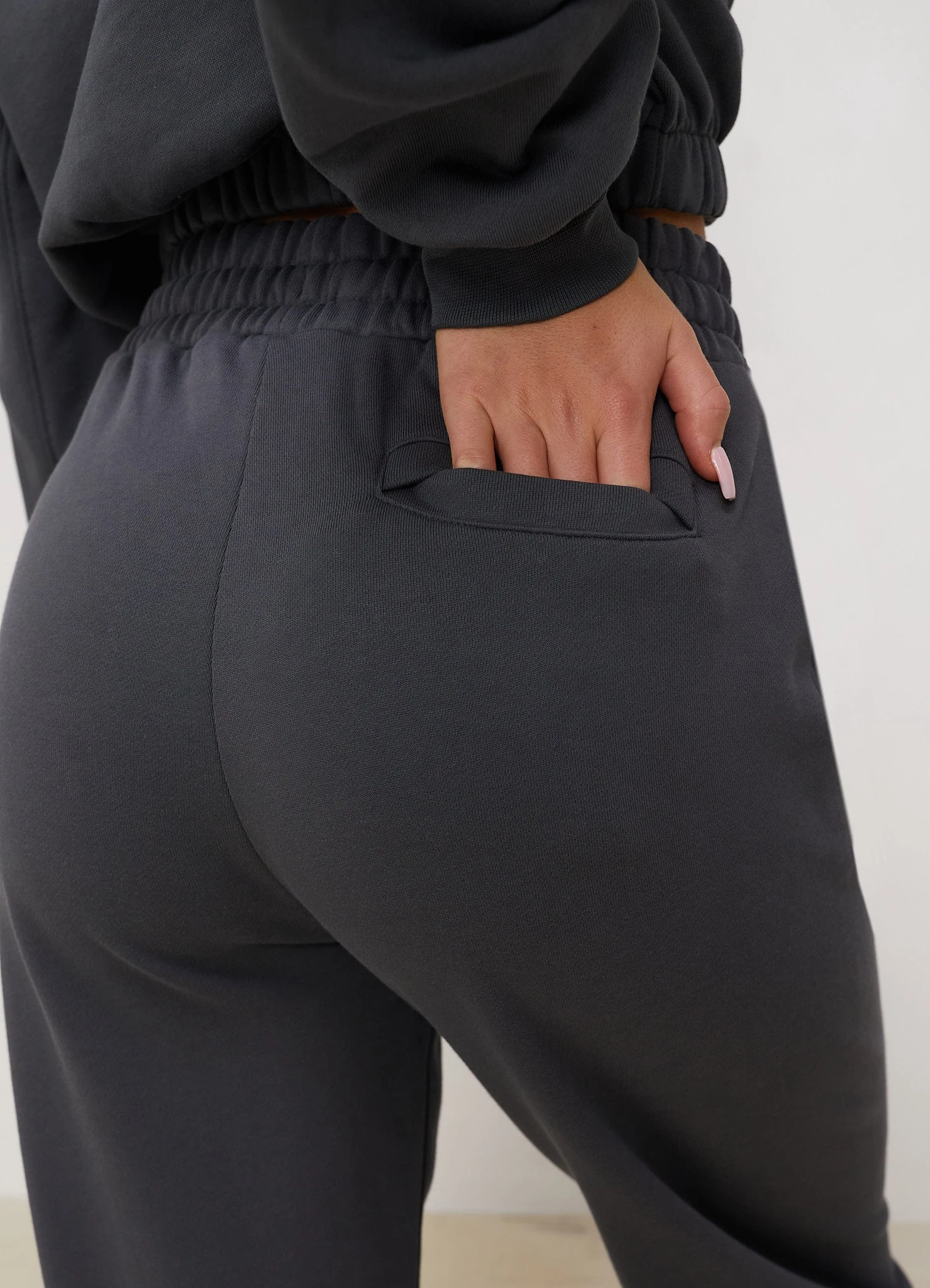 Gym King Shadow Cropped Funnel & Jogger - Shadow Grey - Image 6